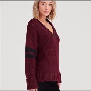 7 For All Mankind maroon and black thick knit sweater‎